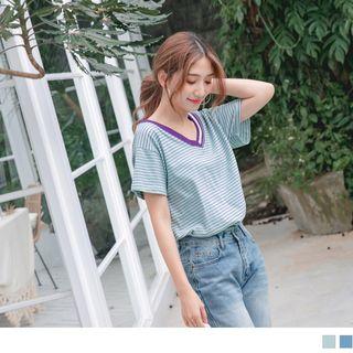 Contrast V-neck Short-sleeve Stripe Top