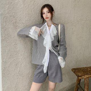 Lace Panel Ruffle Cardigan / Knit Shorts