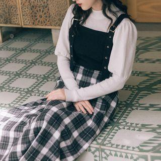 Set: Plain Top + Sleeveless Plaid Dress