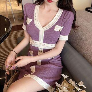 Color-block V-neck Knit Dress