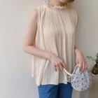 Sleeveless Frilled-neck Pleated Top
