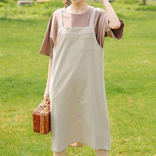 Set: Short-sleeve T-shirt + Plaid Pinafore Dress