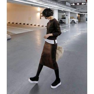 Set: Round-neck Fleece-lined Pullover + Band-waist Midi Skirt