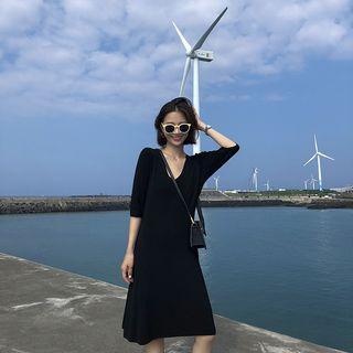 Elbow-sleeve V-neck A-line Knit Dress