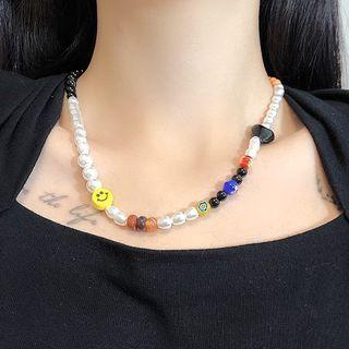 Smiley Faux Pearl Necklace