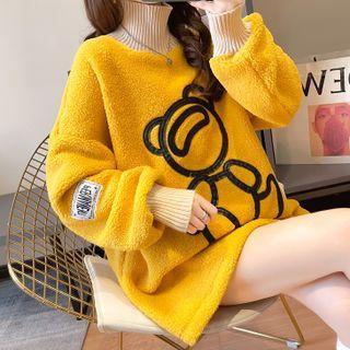 Turtleneck Print Fleece Sweatshirt