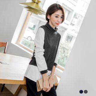 Contrast-sleeve Woolen Turtle-neck Top