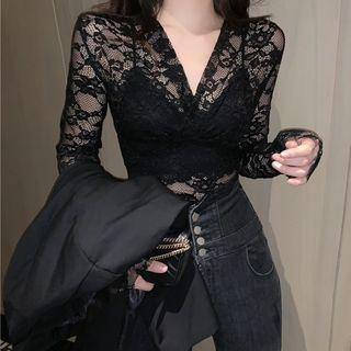 Long-sleeve Lace V-neck Top Black - One Size