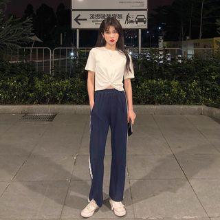Set: Short-sleeve Twisted T-shirt + Contrast Trim Wide-leg Pants