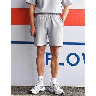 Wrinkle-free Textured Shorts