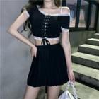 Short-sleeve Lace-up Cropped T-shirt Black - One Size