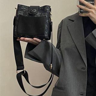 Wide Strap Floral Bucket Bag Black - One Size