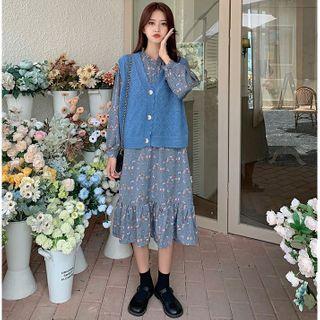 Floral Print Long-sleeve Dress / Plain Knit Vest