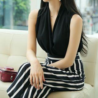Set: Sleeveless V-neck Top + Wide Leg Pants