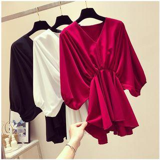 3/4-sleeve V-neck Gathered Waist Top