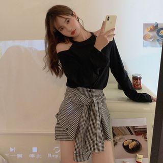 Long-sleeve Cold Shoulder T-shirt / Irregular Plaid Skort