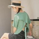 Short-sleeve Split Back T-shirt