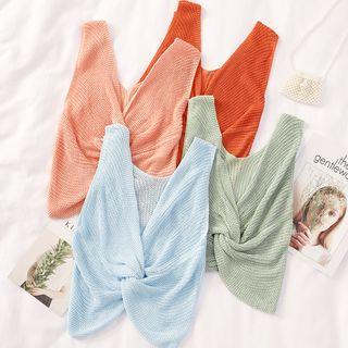 Knotted Crop Sleeveless Top