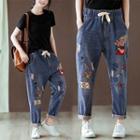 Embroidered Cropped Baggy Jeans
