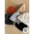 Letter-tag Ribbed Beanie