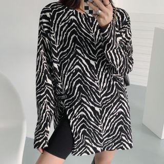 Long-sleeve Zebra Print Slit T-shirt