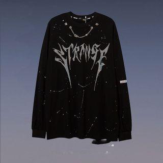Chained Lettering Print Sweatshirt