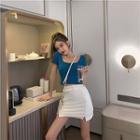Short-sleeve T-shirt / Pencil Skirt