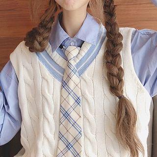 Plain Shirt / V-neck Cable-knit Vest