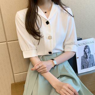 Square Button Short-sleeve Shirt