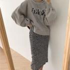 Lettering Hoodie / Leopard Midi Pencil Skirt