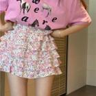Elbow-sleeve Print T-shirt / Tiered Mini Skirt