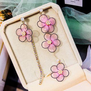 Non-matching Flower Earring As Shown In Figure - One Size