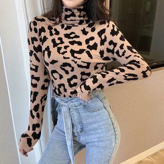 Long-sleeve Turtleneck Leopard Print Top