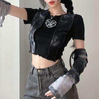 Set: Short-sleeve Embroidered Tie-dye Panel Crop Top + Arm Sleeves