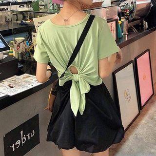 Short-sleeve Drawstring Back T-shirt / Plain Shorts