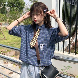 Short-sleeve Plaid Shirt With Tie
