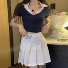 Short-sleeve V-neck Crop Top / Pleated Mini A-line Skirt