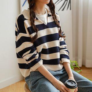 Collared V-neck Stripe Knit Top