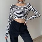 Choker-neck Chain Zebra Print Cropped T-shirt