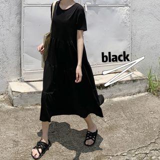 Tiered Plain Short-sleeve Midi Dress