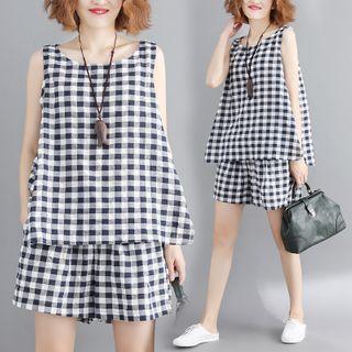 Set: Sleeveless Gingham Top + Shorts