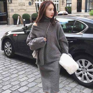 Set: Turtleneck Sleeveless Knit Dress + V-neck Sweater