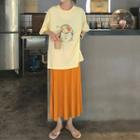 Printed Elbow-sleeve T-shirt / Pleated Midi A-line Skirt