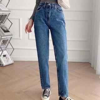 Mid Rise Plain Tapered Jeans