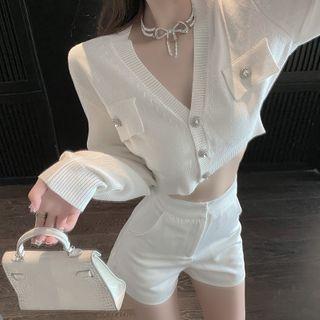 V-neck Crop Cardigan / Wide-leg Shorts