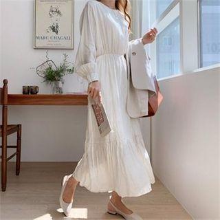 Round-neck Crinkled Long Dress With Sash Cream - One Size
