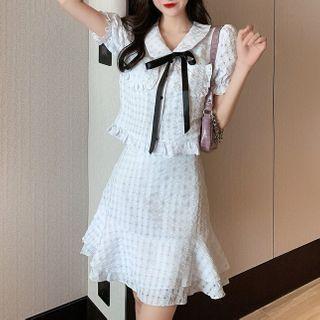 Puff-sleeve Collared Top / A-line Skirt