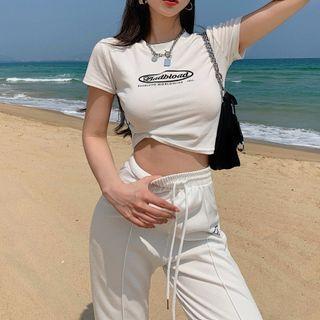 Short-sleeve Lettering Print Cropped T-shirt / Sweatpants