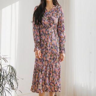 Crinkled Floral Print Maxi Dress