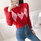 Argyle Patterned Cropped Knit Top